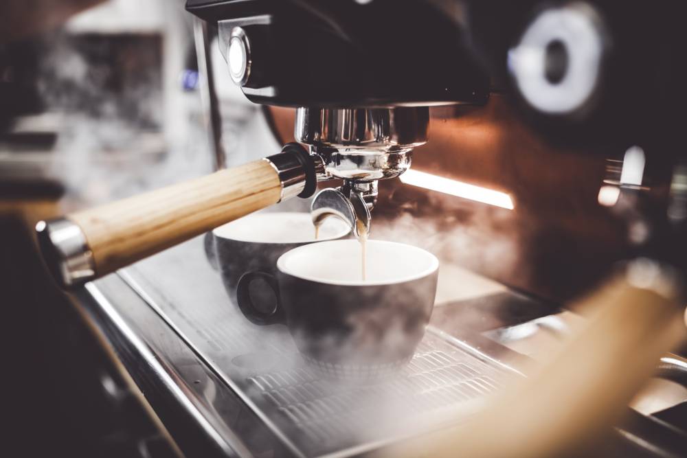 Café à La Roche-en-Brenil
